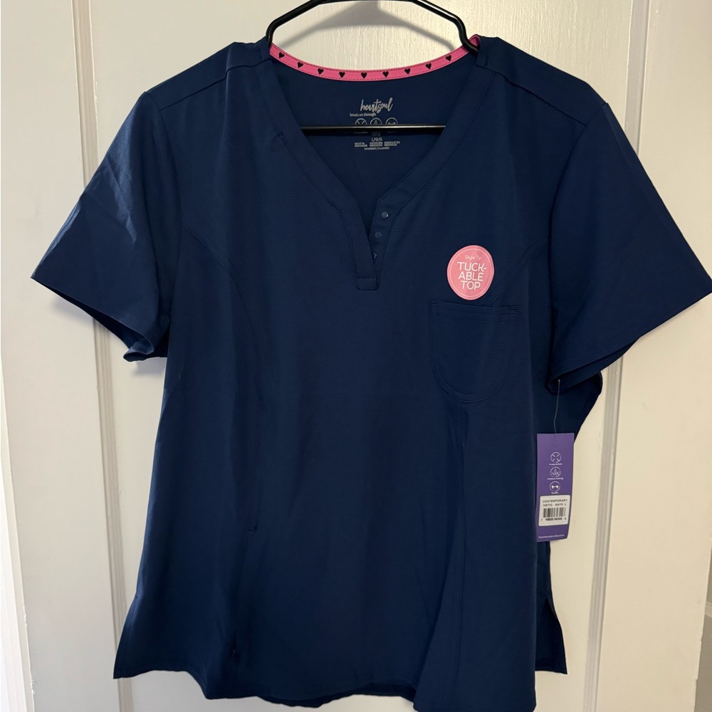 Navy Heartsoul Women’s scrub top size large
